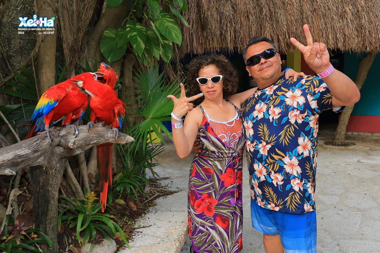 Viajeros disfrutando Xel-Há en Riviera Maya