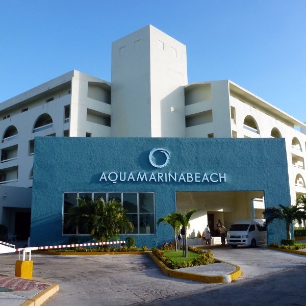 Aquamarina Beach Resort